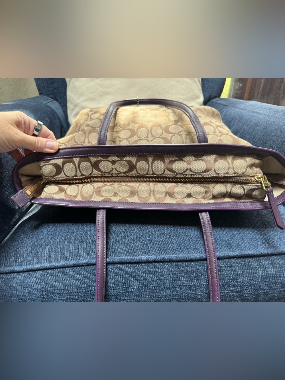 Coach Legacy Weekender Signature C Medium Zip Tote Khaki Jacquard Purple 23465 - Picture 8 of 13
